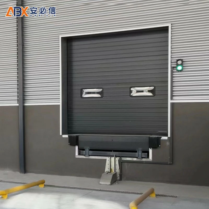 通化市分节式滑升门